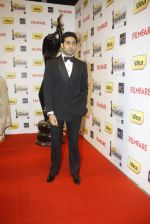 Abhishek Bachchan at 57th Idea Filmfare Awards 2011 on 29th Jan 2012 (83).jpg